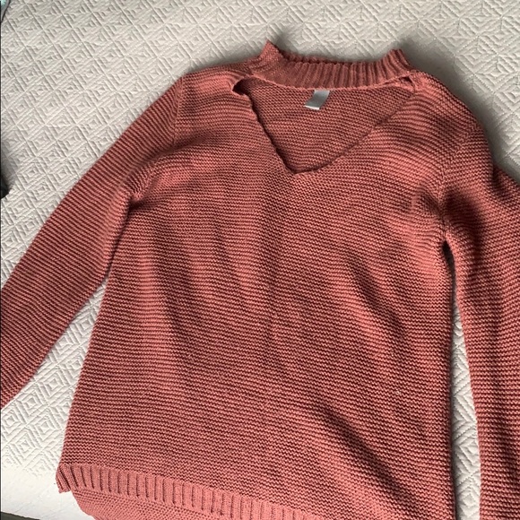 Sweater - Picture 1 of 1